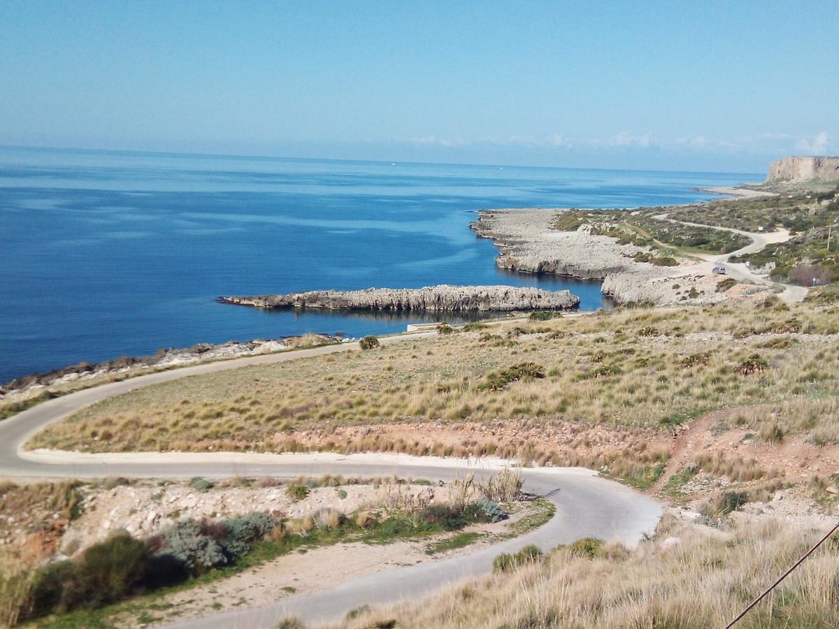 L'Isola Del Sole Bed and Breakfast Castelluzzo Εξωτερικό φωτογραφία